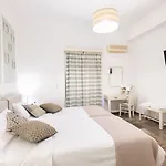 Oasis Szálloda