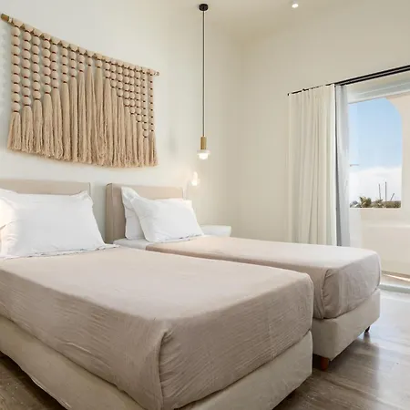 Oasis 3* Parikia (Paros)
