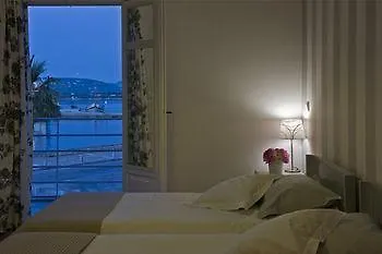 Hotel Oasis 3*