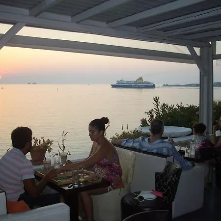 Oasis Hotel Parikia (Paros)