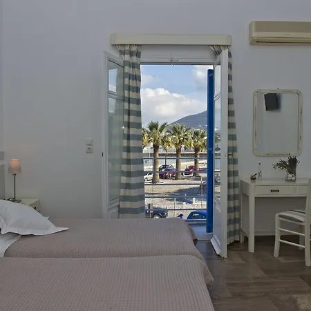 Oasis Hotel 3*